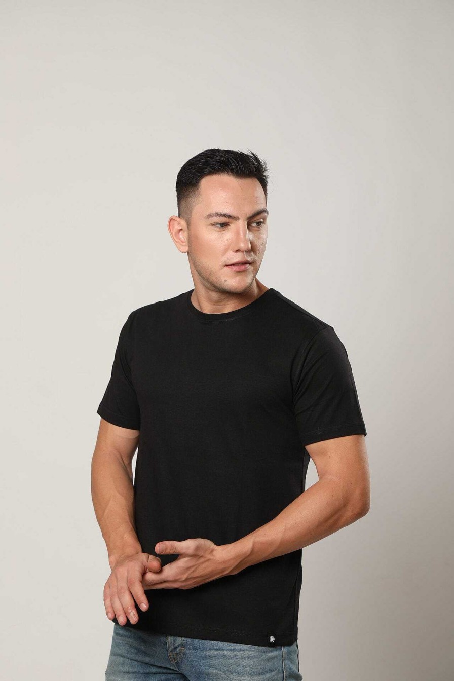 Top Wear Halfmoon | Black Solid T-Shirt